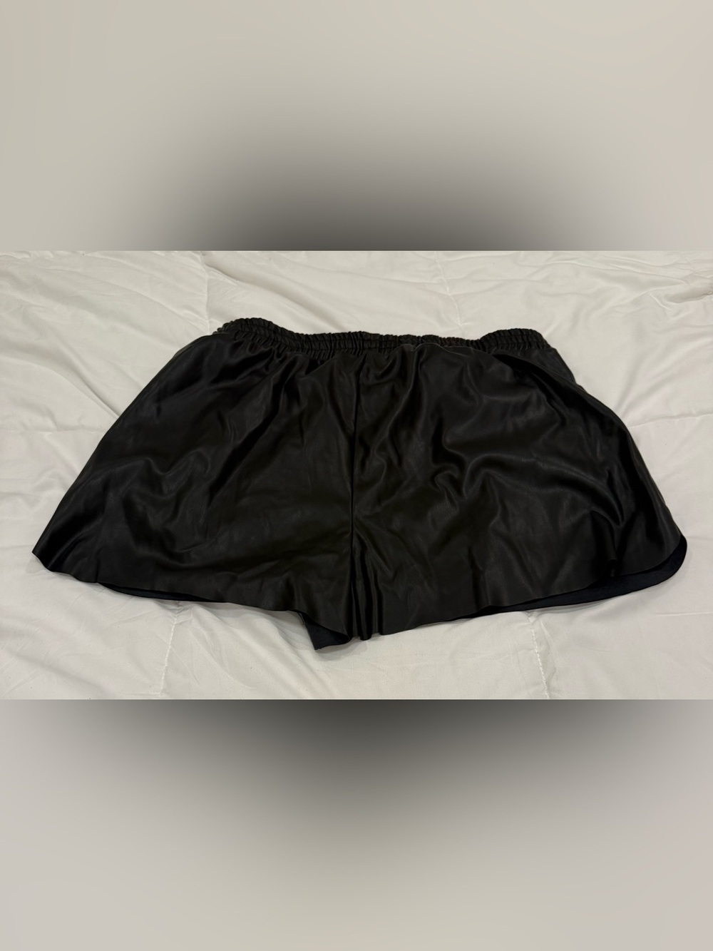 NWT Francesca's ALYA Black Faux Leather Shorts - Size XL - Picture 2 of 6